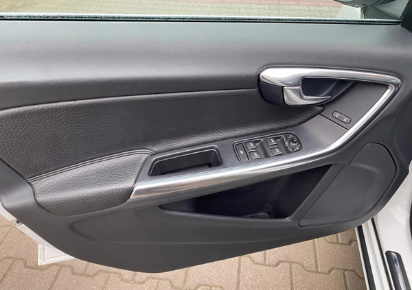 Volvo V60 cena 55900 przebieg: 244099, rok produkcji 2013 z Dęblin małe 704